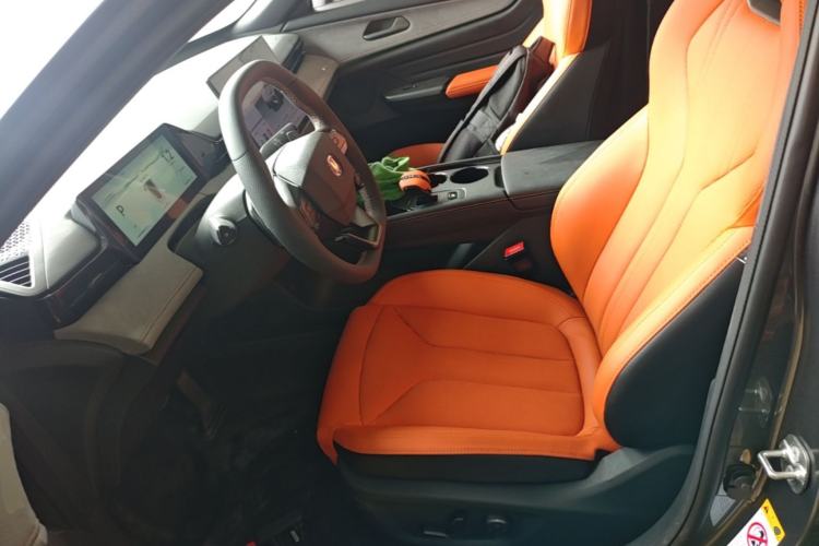 Used CHANGAN UNI-V 2025 Model Third-Generation 2.0T Dynamic Edition Left Front Seat