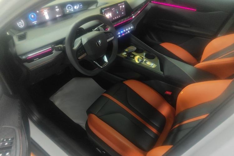 Used CHANGAN UNI-V 2025 1.5T 500Bar Prestige Sporty Version Left Front Seat