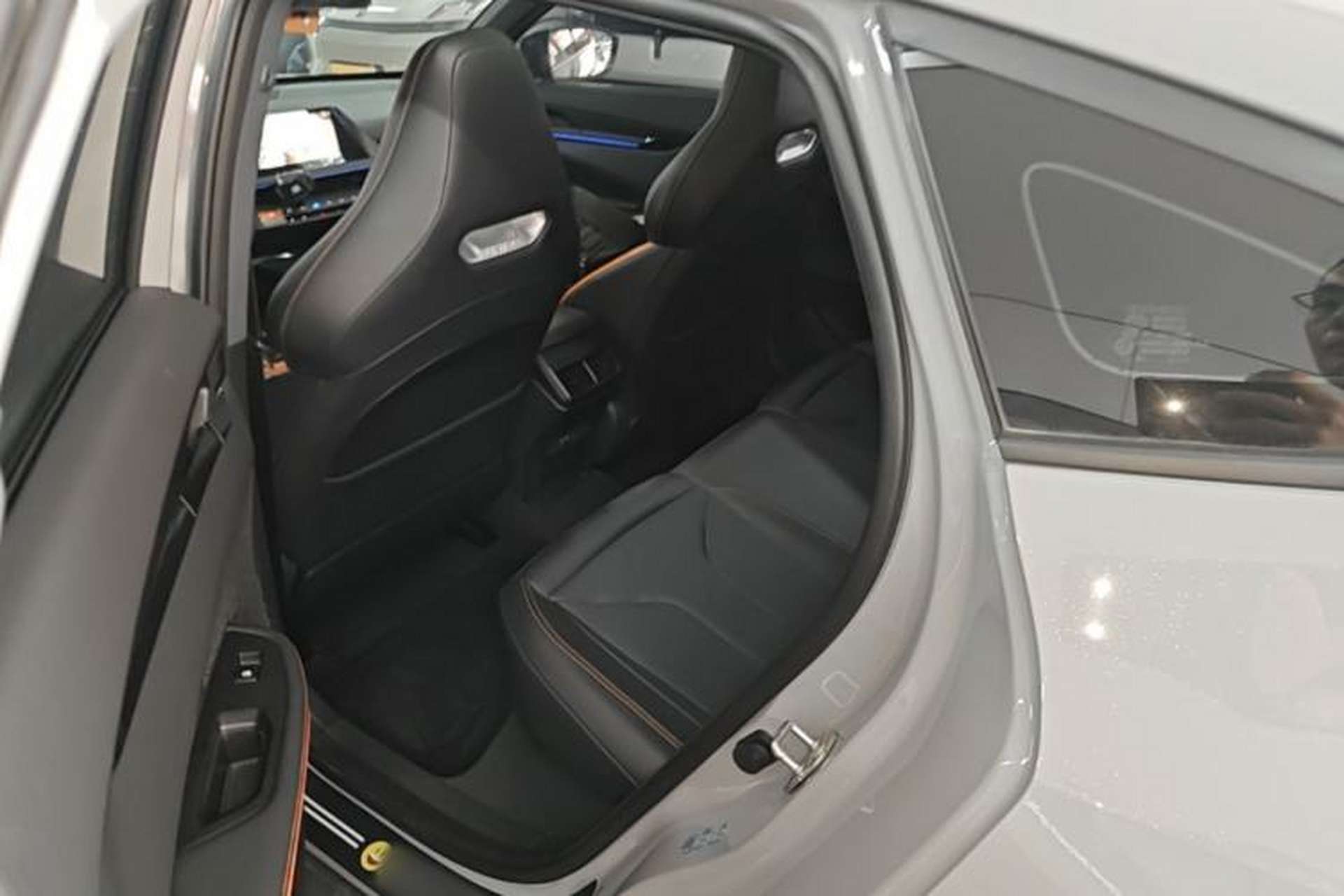 Used CHANGAN UNI-V 2025 1.5T 500Bar High-Energy Version Left Rear Seat
