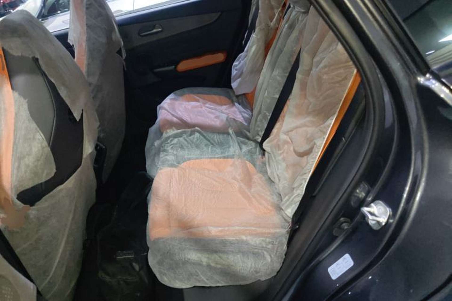 Used CHANGAN UNI-V 2025 Model Third-Generation 1.5T 500Bar Prestige Sports Edition Left Rear Seat