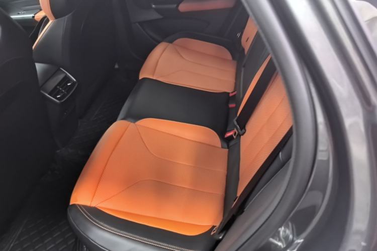 Used CHANGAN UNI-V 2025 Model Third-Generation 2.0T Dynamic Edition Left Rear Seat