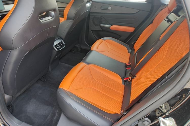 Used CHANGAN UNI-V 2025 Model Third-Generation 2.0T Dynamic Edition Left Rear Seat