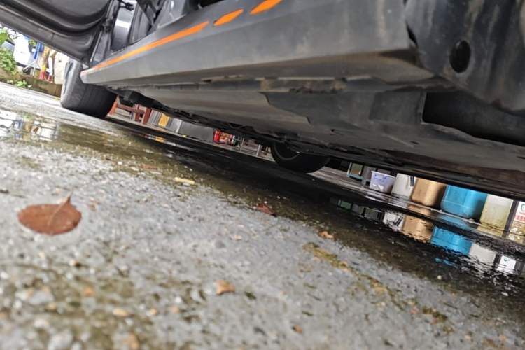 Used CHANGAN UNI-V 2025 Model Third-Generation 2.0T Dynamic Edition Left Side Sill