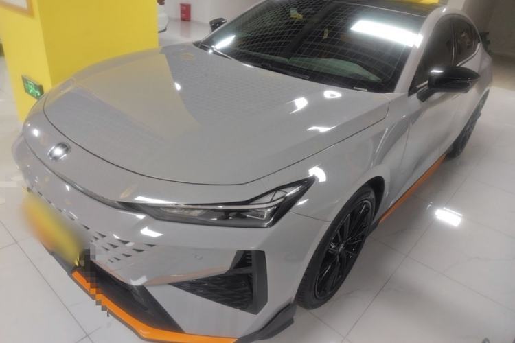 Used CHANGAN UNI-V 2025 1.5T 500Bar Prestige Sporty Version Guazi used car, China used car export, Used car for sale, Used cars, Cheapest cars for sale