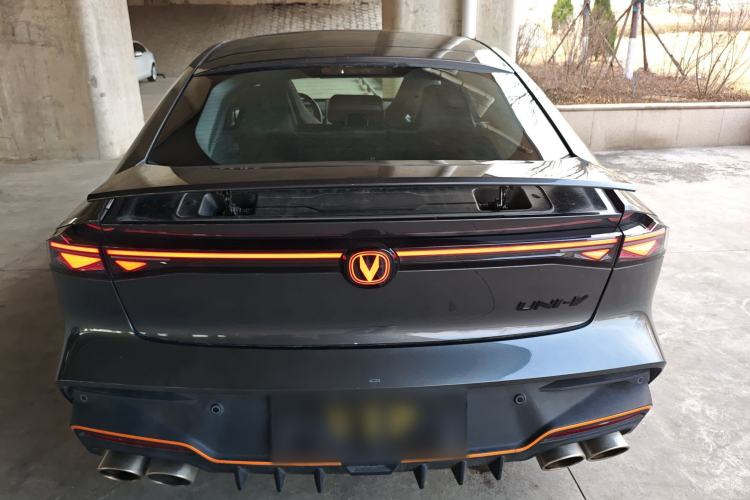 Used CHANGAN UNI-V 2025 Model Third-Generation 2.0T Dynamic Edition Rear