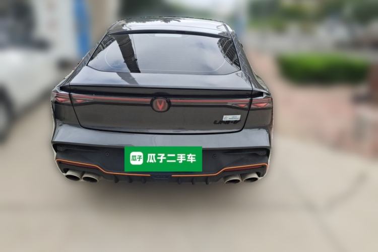 Used CHANGAN UNI-V 2025 Model Third-Generation 2.0T Dynamic Edition Rear