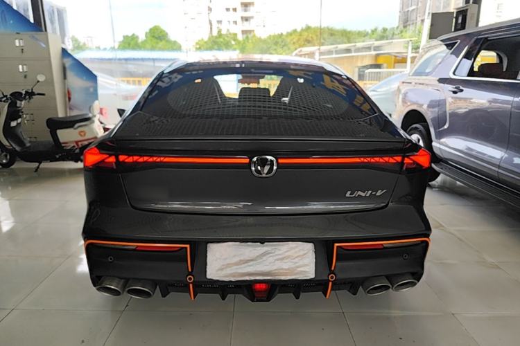Used CHANGAN UNI-V 2025 1.5T 500Bar High-Energy Sport Edition Rear