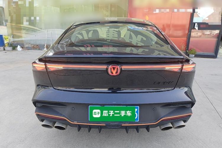 Used CHANGAN UNI-V 2025 Model Third-Generation 2.0T Dynamic Edition Rear