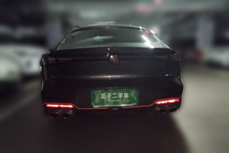 Used CHANGAN UNI-V 2025 Model Third-Generation 2.0T Dynamic Edition Rear