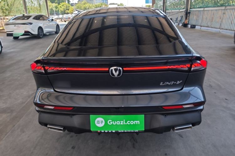 Used CHANGAN UNI-V 2025 1.5T 500Bar Prestige Version Rear