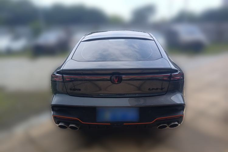 Used CHANGAN UNI-V 2025 Model Third-Generation 2.0T Dynamic Edition Rear