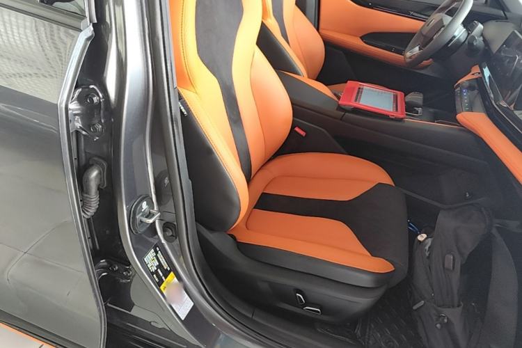 Used CHANGAN UNI-V 2025 1.5T 500Bar High-Energy Sport Edition Right Front Seat