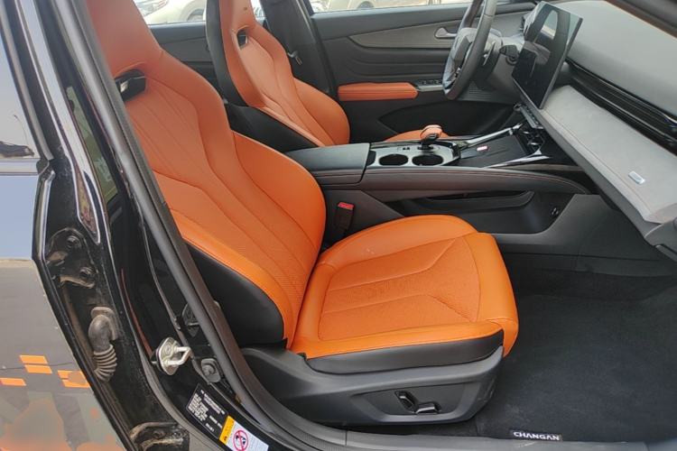 Used CHANGAN UNI-V 2025 Model Third-Generation 2.0T Dynamic Edition Right Front Seat