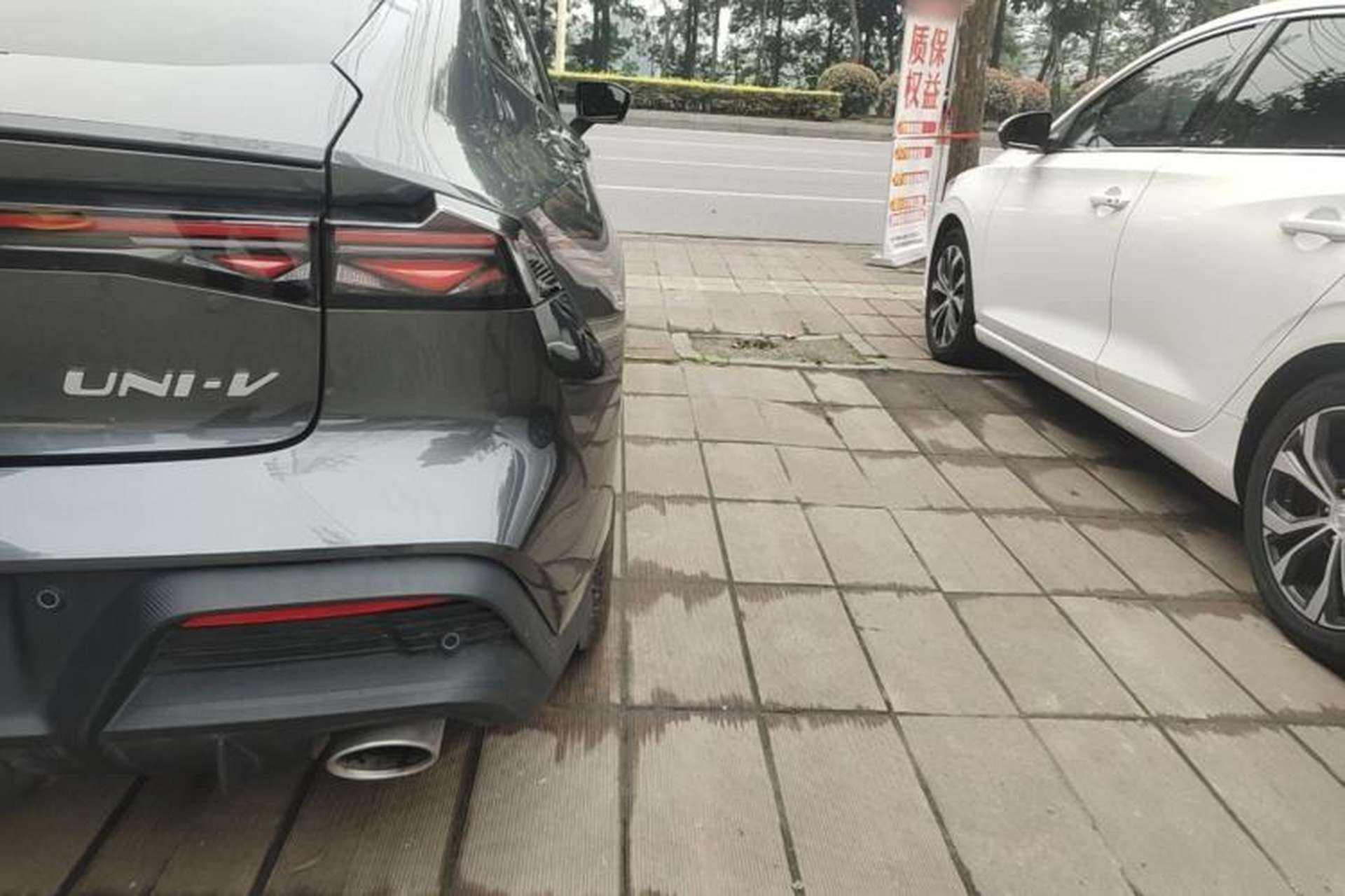 Used CHANGAN UNI-V 2025 Model Third-Generation 1.5T 500Bar Prestige Edition Right Rear Taillight
