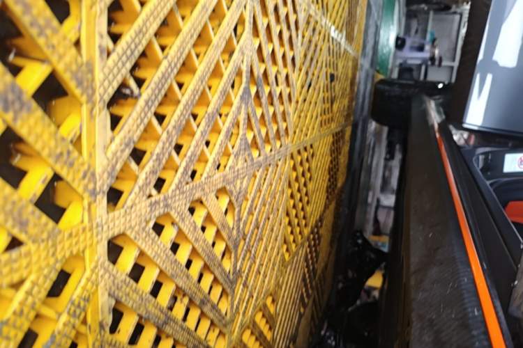 Used CHANGAN UNI-V 2025 Model Third-Generation 2.0T Dynamic Edition Right Side Sill