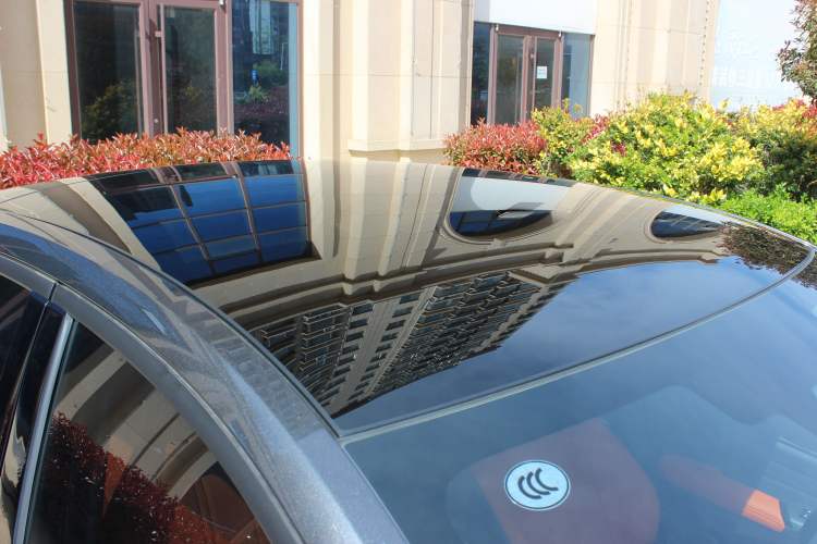 Used CHANGAN UNI-V 2025 Model Third-Generation 2.0T Dynamic Edition Roof
