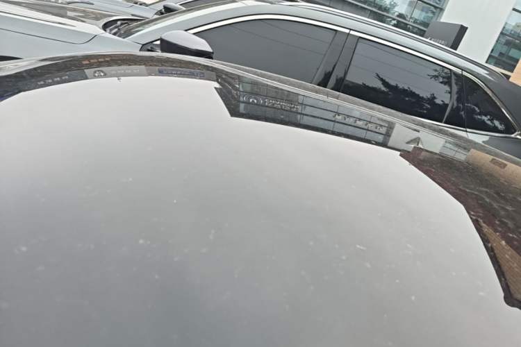 Used CHANGAN UNI-V 2025 Model Third-Generation 2.0T Dynamic Edition Roof