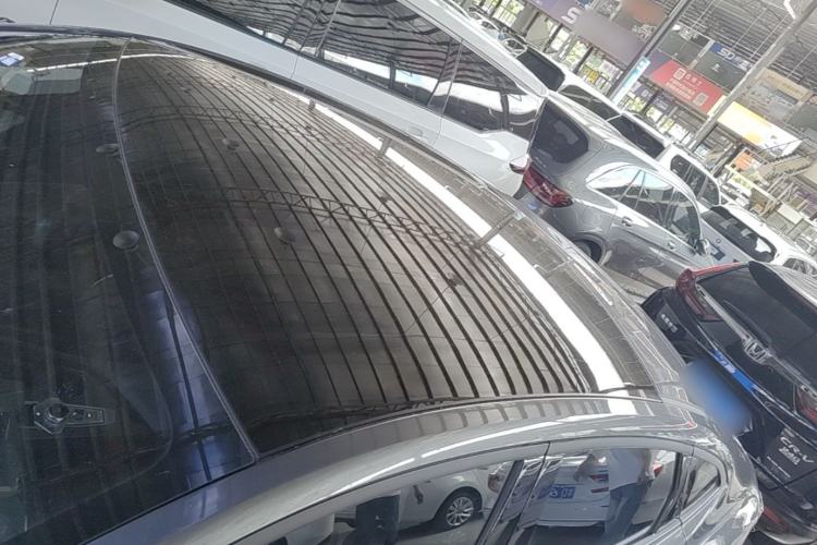 Used CHANGAN UNI-V 2025 1.5T 500Bar Prestige Version Roof