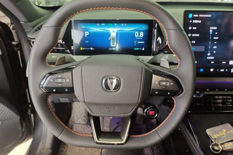 Used CHANGAN UNI-V 2025 Model Third-Generation 2.0T Dynamic Edition Steering Wheel