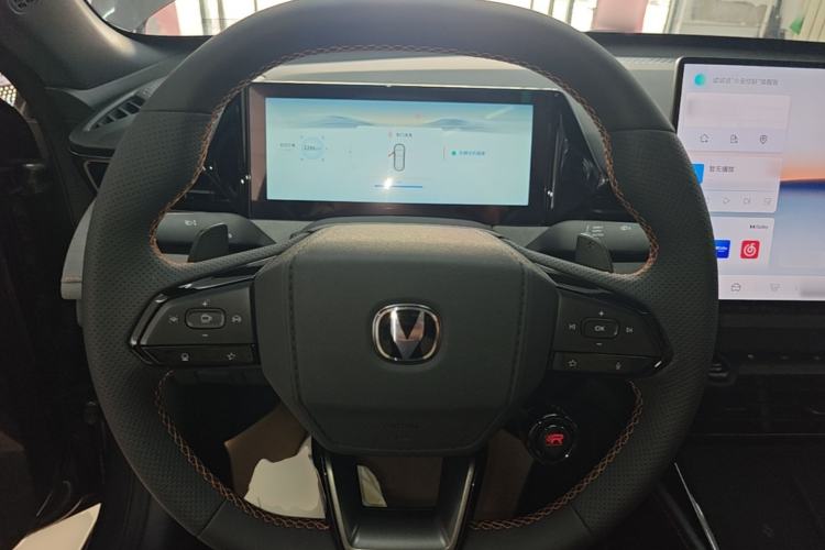 Used CHANGAN UNI-V 2025 Model Third-Generation 2.0T Dynamic Edition Steering Wheel