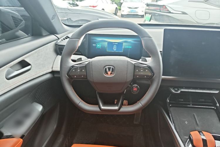 Used CHANGAN UNI-V 2025 Model Third-Generation 2.0T Dynamic Edition Steering Wheel