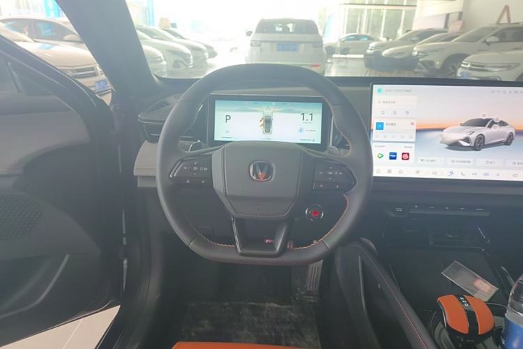 Used CHANGAN UNI-V 2025 Model Third-Generation 2.0T Dynamic Edition Steering Wheel