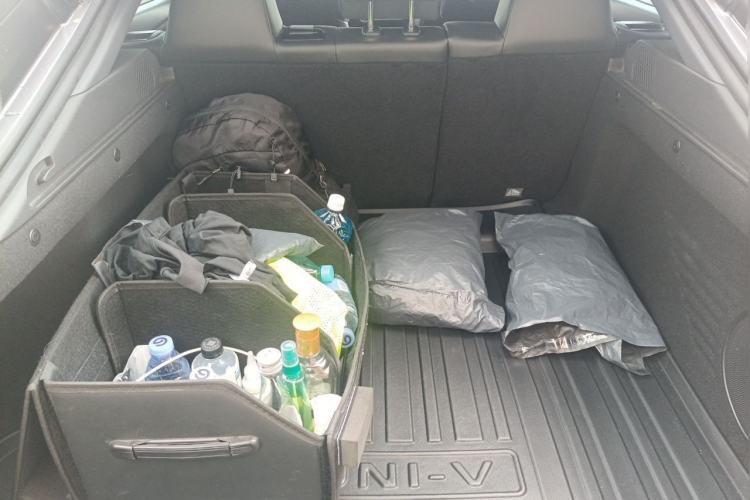 Used CHANGAN UNI-V 2025 Model Third-Generation 2.0T Dynamic Edition Trunk