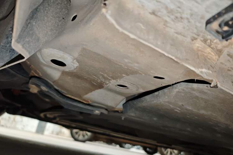 Used CHANGAN UNI-V 2025 1.5T 500Bar Prestige Sporty Version Chassis Front Left