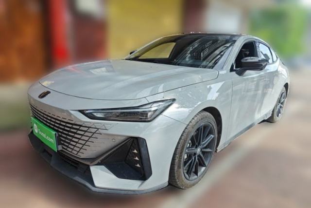 Used CHANGAN UNI-V 2025 1.5T 500Bar High-Energy Version