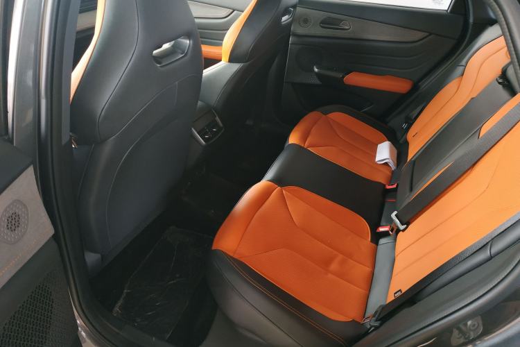 Used CHANGAN UNI-V 2025 Model Third-Generation 2.0T Dynamic Edition Left Rear Seat