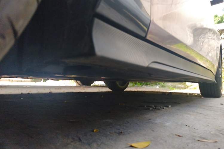 Used CHANGAN UNI-V 2025 1.5T 500Bar Prestige Version Chassis Front Left