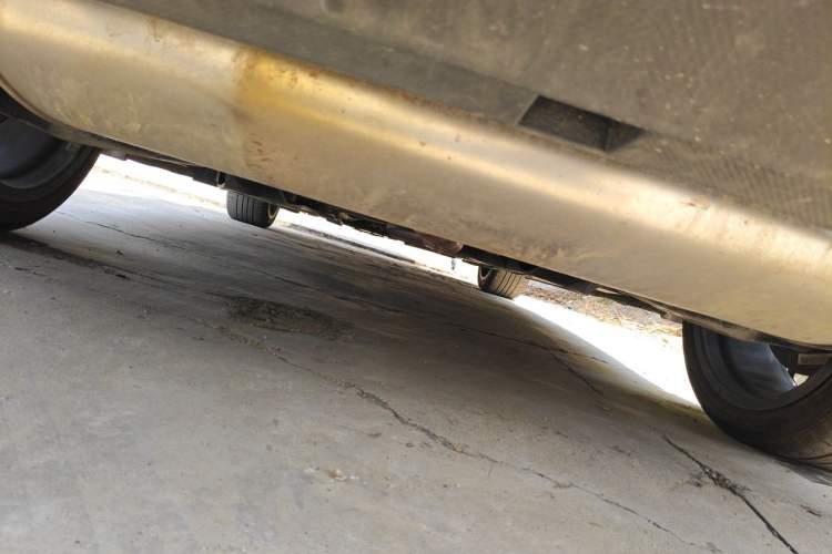 Used CHANGAN UNI-V 2025 Model Third-Generation 2.0T Dynamic Edition Chassis Rear