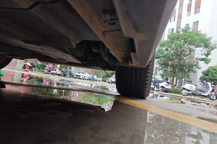 Used CHANGAN UNI-V 2025 Model Third-Generation 2.0T Dynamic Edition Chassis Rear Left