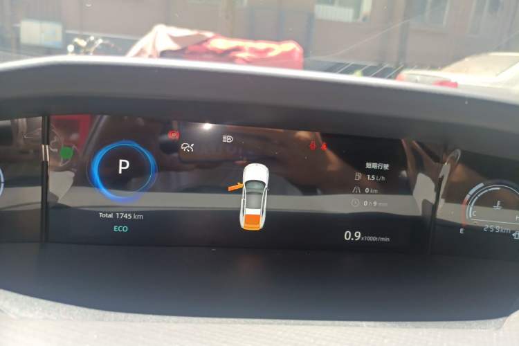 Used CHANGAN UNI-V 2025 1.5T 500Bar Prestige Version Instrument Cluster