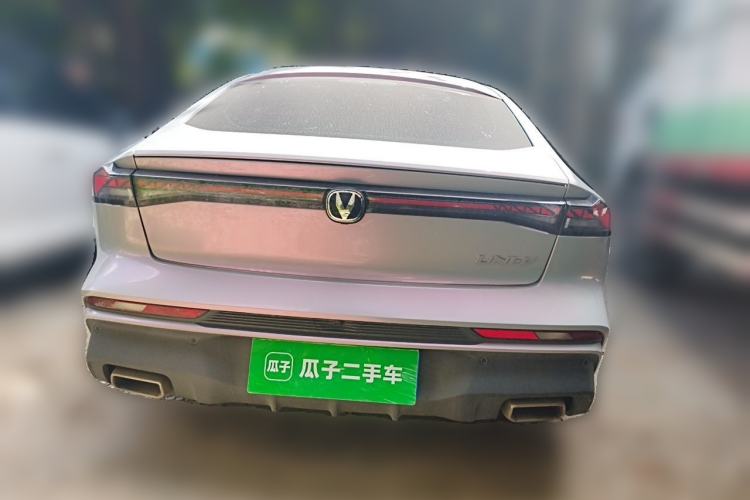Used CHANGAN UNI-V 2025 1.5T 500Bar Prestige Version Rear
