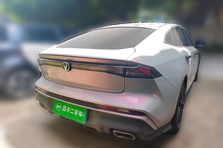 Used CHANGAN UNI-V 2025 1.5T 500Bar Prestige Version Rear Right 45 Deg