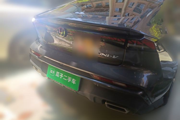 Used CHANGAN UNI-V 2025 1.5T 500Bar Prestige Version Rear Right 45 Deg