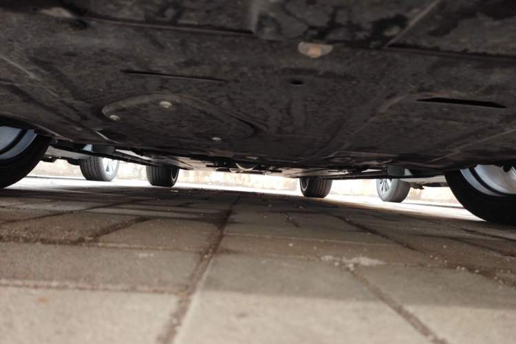 Used CHANGAN UNI-V 2025 1.5T 500Bar Prestige Sporty Version Chassis Front