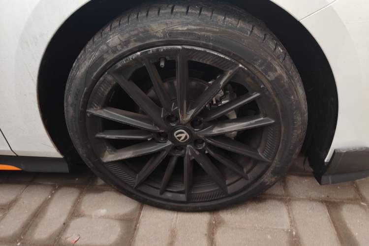 Used CHANGAN UNI-V 2025 1.5T 500Bar Prestige Sporty Version Exterior 7