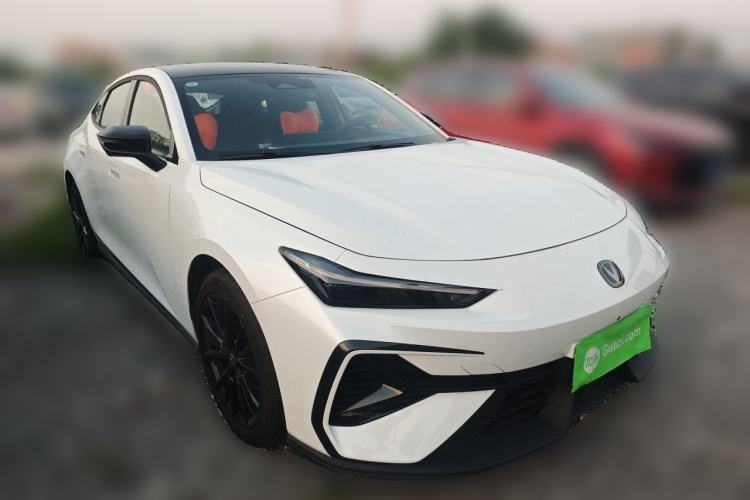 Used CHANGAN UNI-V 2025 Model Third-Generation 1.5T 500Bar Prestige Sports Edition Front Right 45 Deg