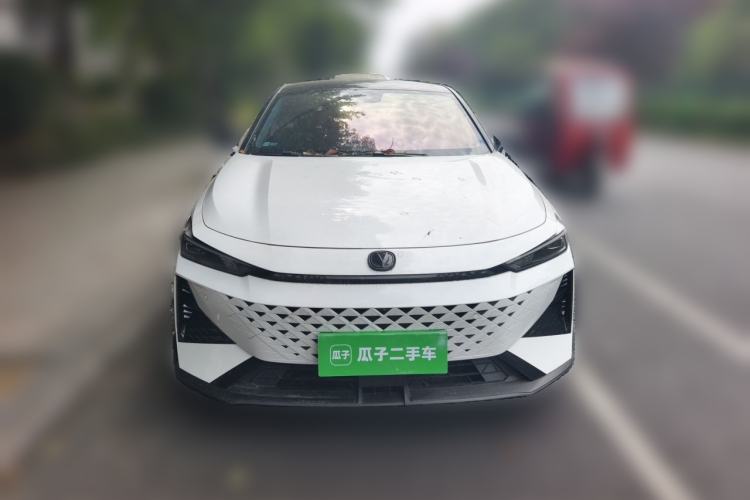 Used CHANGAN UNI-V 2025 1.5T 500Bar Prestige Sporty Version Front