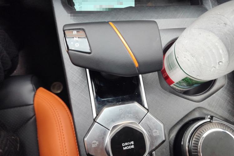 Used CHANGAN UNI-V 2025 1.5T 500Bar Prestige Sporty Version Gear Lever