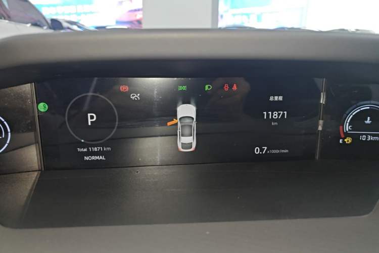 Used CHANGAN UNI-V 2025 1.5T 500Bar Prestige Sporty Version Instrument Cluster