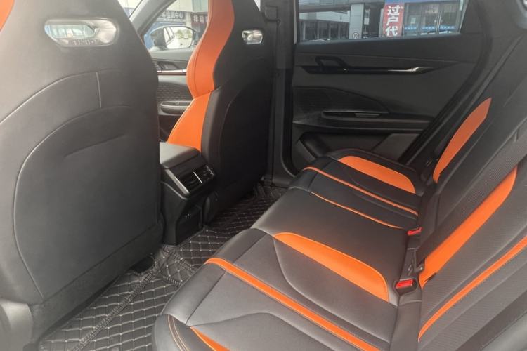 Used CHANGAN UNI-V 2025 1.5T 500Bar Prestige Sporty Version Interior 4