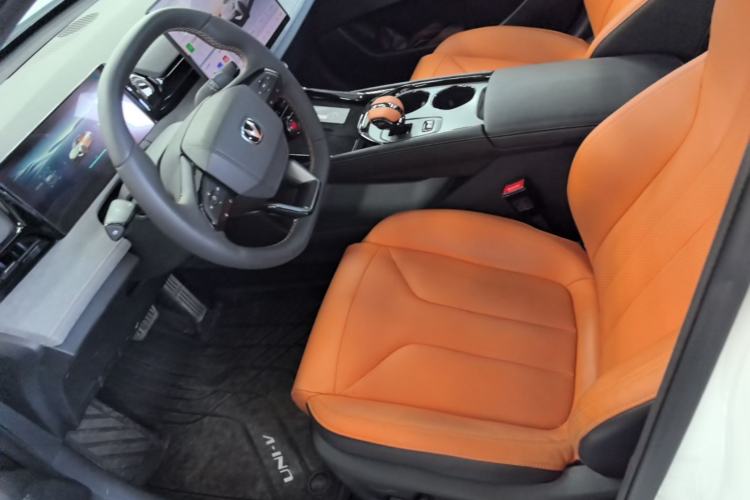 Used CHANGAN UNI-V 2025 Model Third-Generation 2.0T Dynamic Edition Left Front Seat
