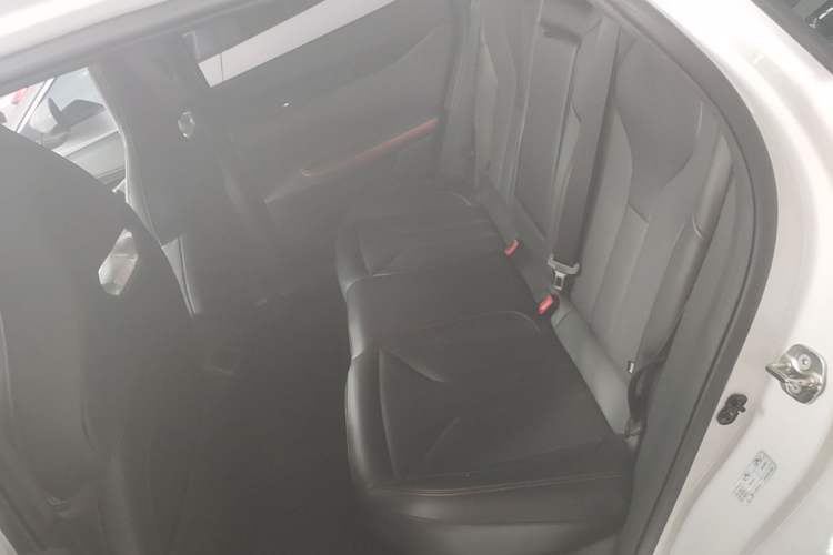 Used CHANGAN UNI-V 2025 1.5T 500Bar High-Energy Version Left Rear Seat