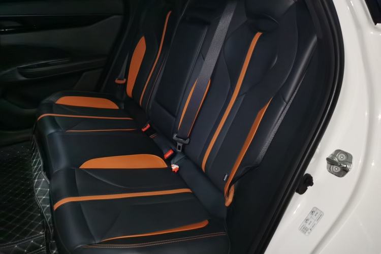 Used CHANGAN UNI-V 2025 Model Third-Generation 1.5T 500Bar Prestige Sports Edition Left Rear Seat