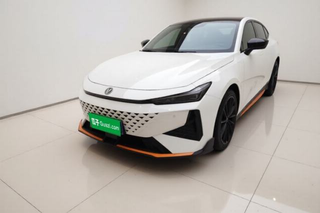Used CHANGAN UNI-V 2025 1.5T 500Bar Prestige Sporty Version