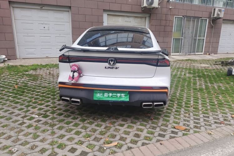 Used CHANGAN UNI-V 2025 1.5T 500Bar Prestige Sporty Version Rear