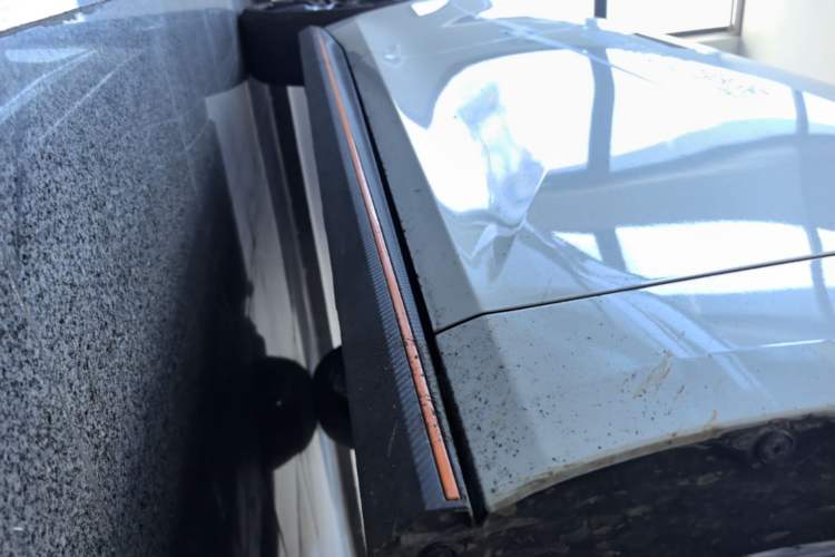 Used CHANGAN UNI-V 2025 Model Third-Generation 2.0T Dynamic Edition Right Side Sill